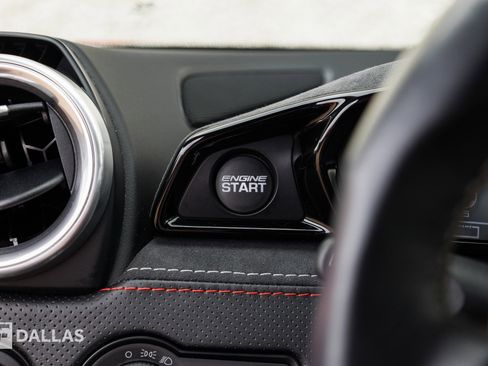 Used 2020 Lotus Evora image 28