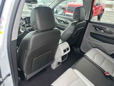 Used 2022 GMC Terrain SLT w/ Infotainment Package II image 15