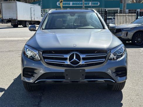 Used 2017 Mercedes-Benz GLC 300 4MATIC w/ Premium 2 Package image 7