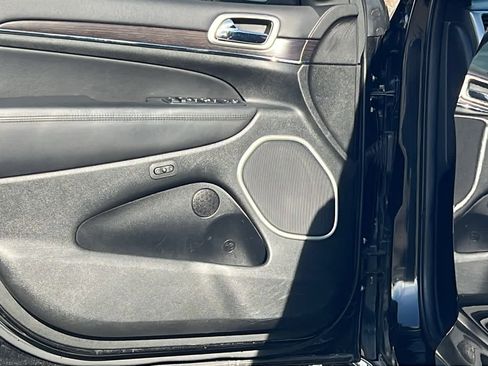 Used 2014 Jeep Grand Cherokee Summit image 23