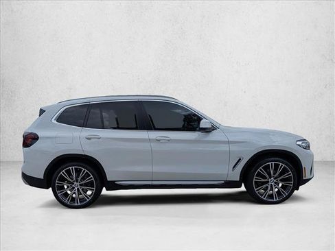 Used 2023 BMW X3 xDrive30i w/ Convenience Package w/ZPA AWD/4WD image 4