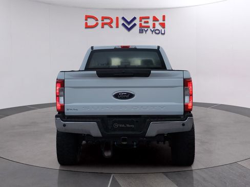 Used 2018 Ford F250 XL w/ Power Equipment Group image 4