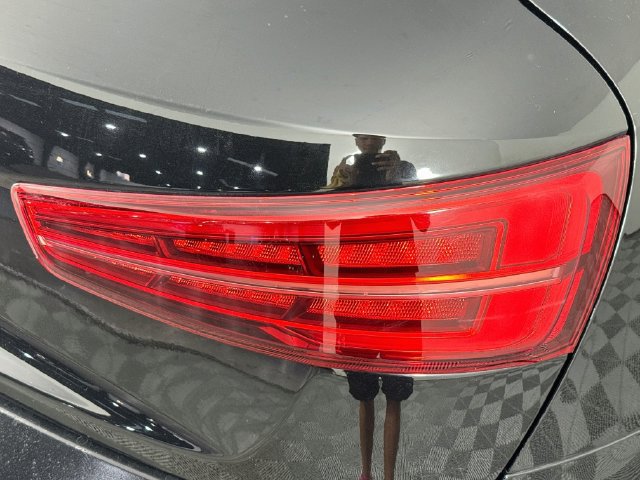 Used 2018 Audi Q3 2.0T Premium w/ Convenience Package FWD image 31
