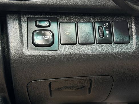 Used 2010 Toyota Highlander SE AWD/4WD image 43