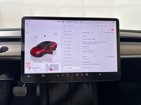 Used 2023 Tesla Model 3 Standard Range image 22