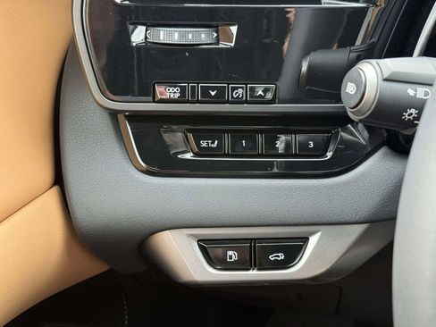 Used 2024 Lexus RX 350 Premium w/ Accessory Package (K3) image 24