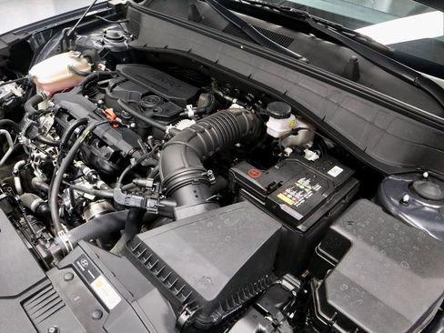 Used 2024 Hyundai Kona Limited AWD/4WD image 18