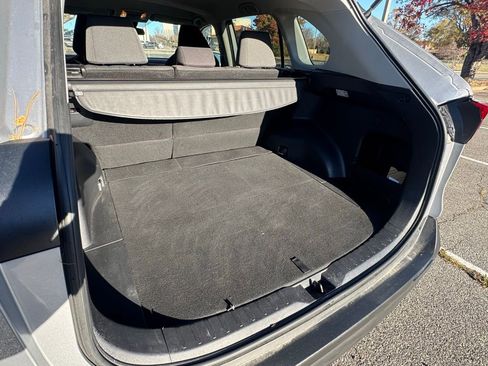 Used 2021 Toyota RAV4 XLE image 35