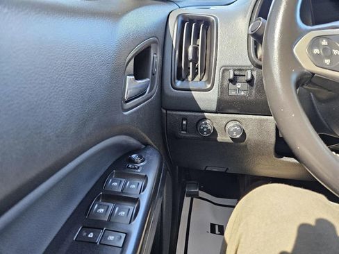 Used 2021 Chevrolet Colorado Z71 w/ Safety Package image 12