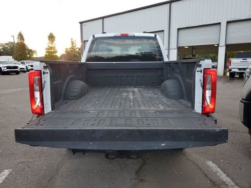 Used 2024 Ford F250 XL image 9