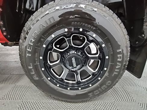 Used 2022 Toyota Tacoma SR image 37