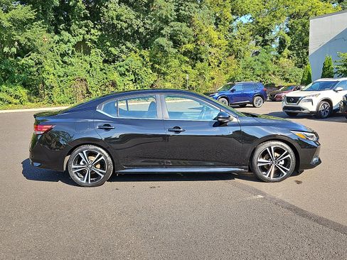 Certified 2023 Nissan Sentra SR w/ SR Premium Package FWD image 7