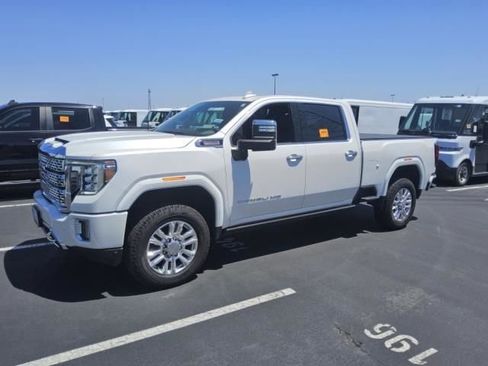 Used 2022 GMC Sierra 2500 Denali w/ Technology Package AWD/4WD image 7