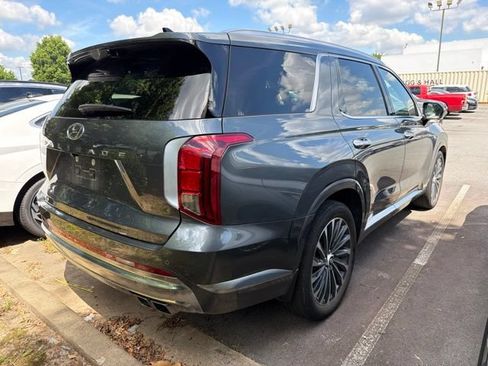 Certified 2024 Hyundai Palisade Calligraphy FWD image 7