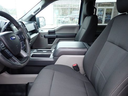 Used 2017 Ford F150 XL w/ Equipment Group 101A Mid AWD/4WD image 16
