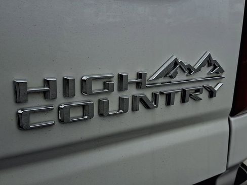 Used 2023 Chevrolet Silverado 3500 High Country w/ Safety Package II image 20