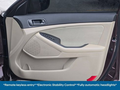 Used 2015 Kia Optima LX image 7