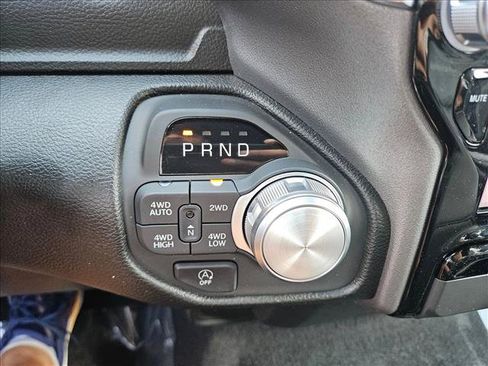 Used 2025 RAM 1500 Laramie AWD/4WD image 21