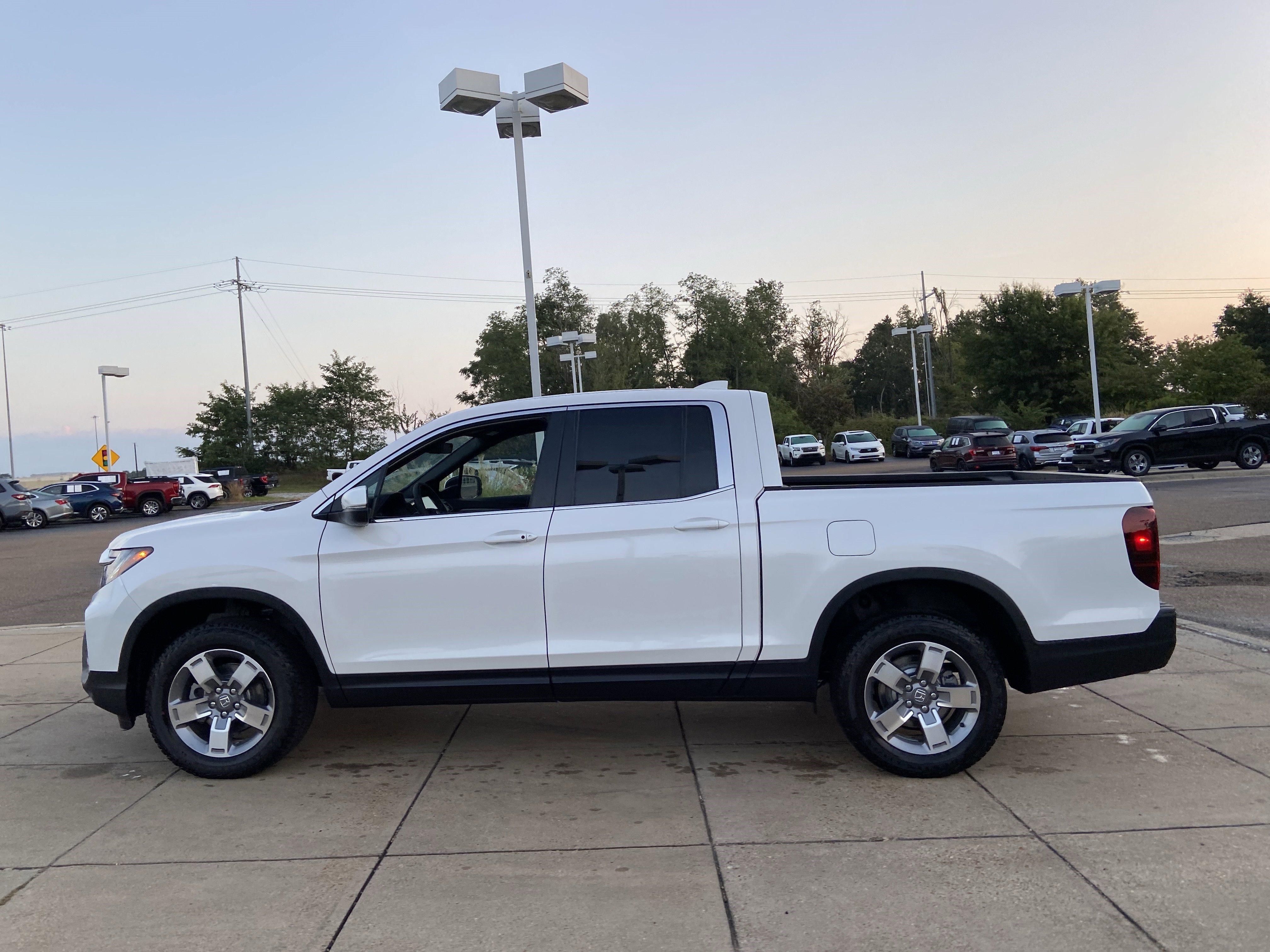 New 2026 Honda Ridgeline RTL image 6
