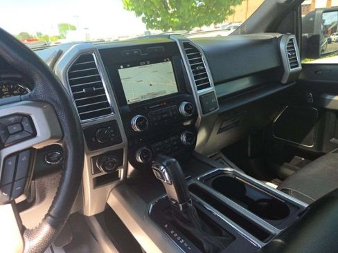 Used 2016 Ford F150 Lariat w/ Equipment Group 502A Luxury AWD/4WD image 6