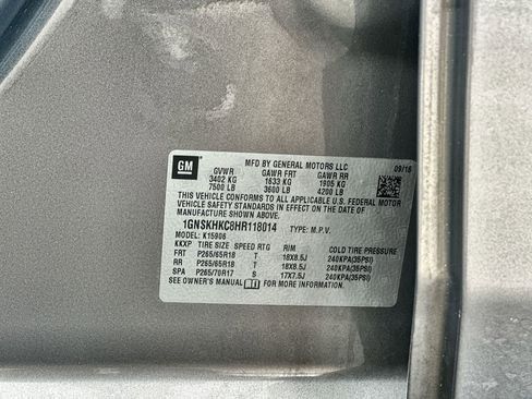 Certified 2017 Chevrolet Suburban LT image 35