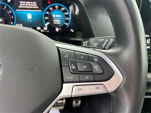 Used 2024 Volkswagen Atlas Cross Sport SEL R-Line image 21