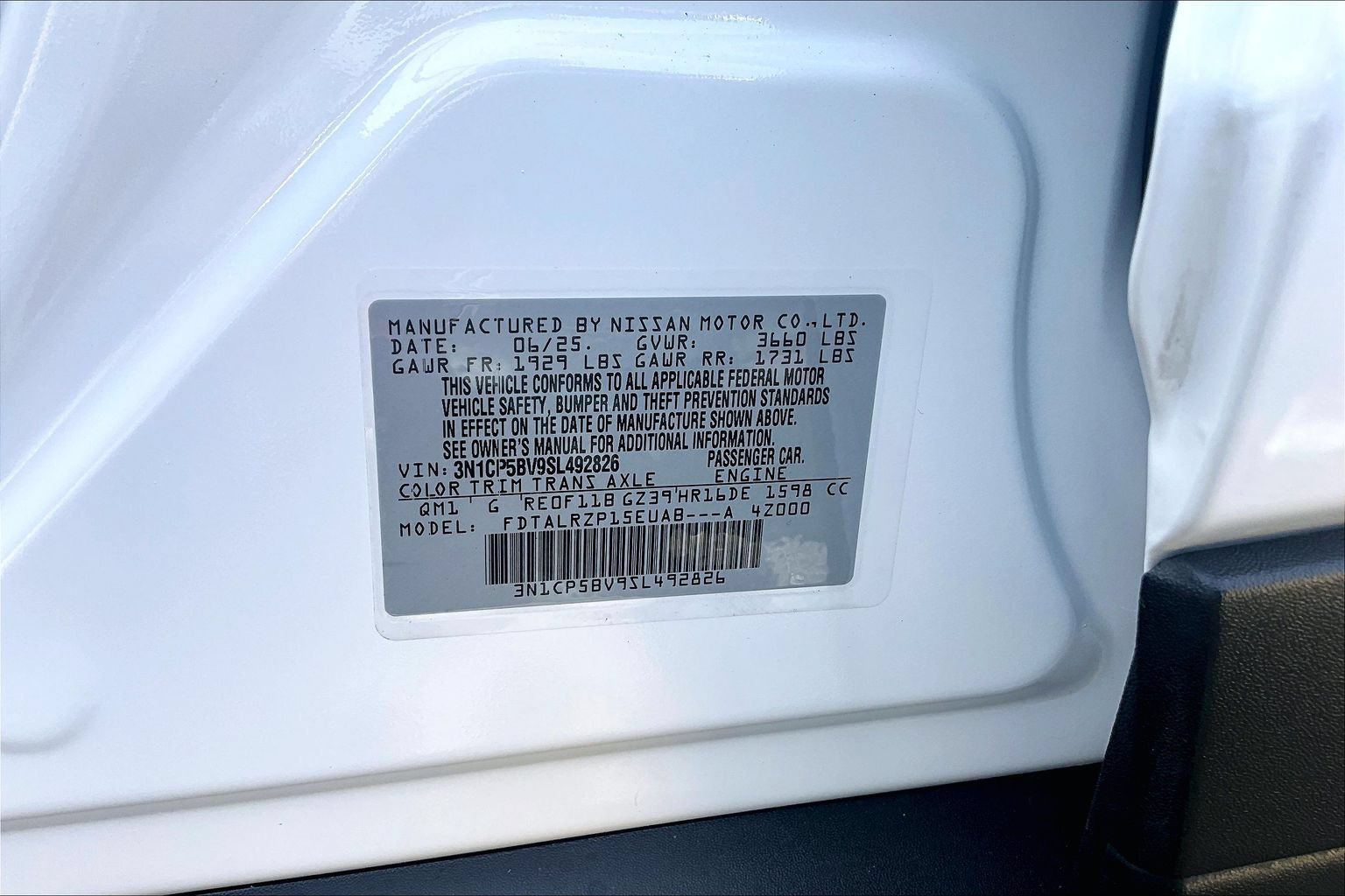 Certified 2025 Nissan Kicks Play S FWD image 31