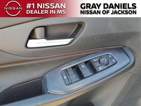 New 2026 Nissan Sentra SR w/ Floor Mat Package FWD image 10