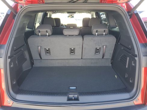 New 2025 GMC Acadia Elevation image 8