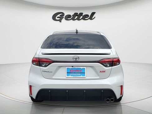 Used 2025 Toyota Corolla XSE FWD image 6