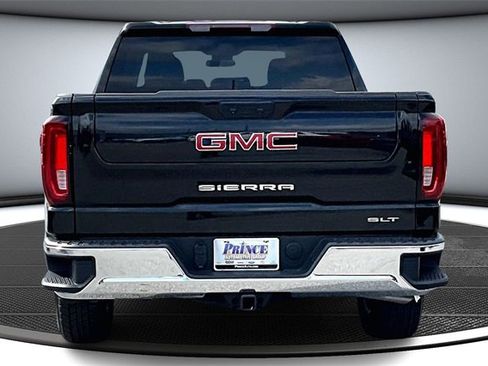 Used 2025 GMC Sierra 1500 SLT image 5