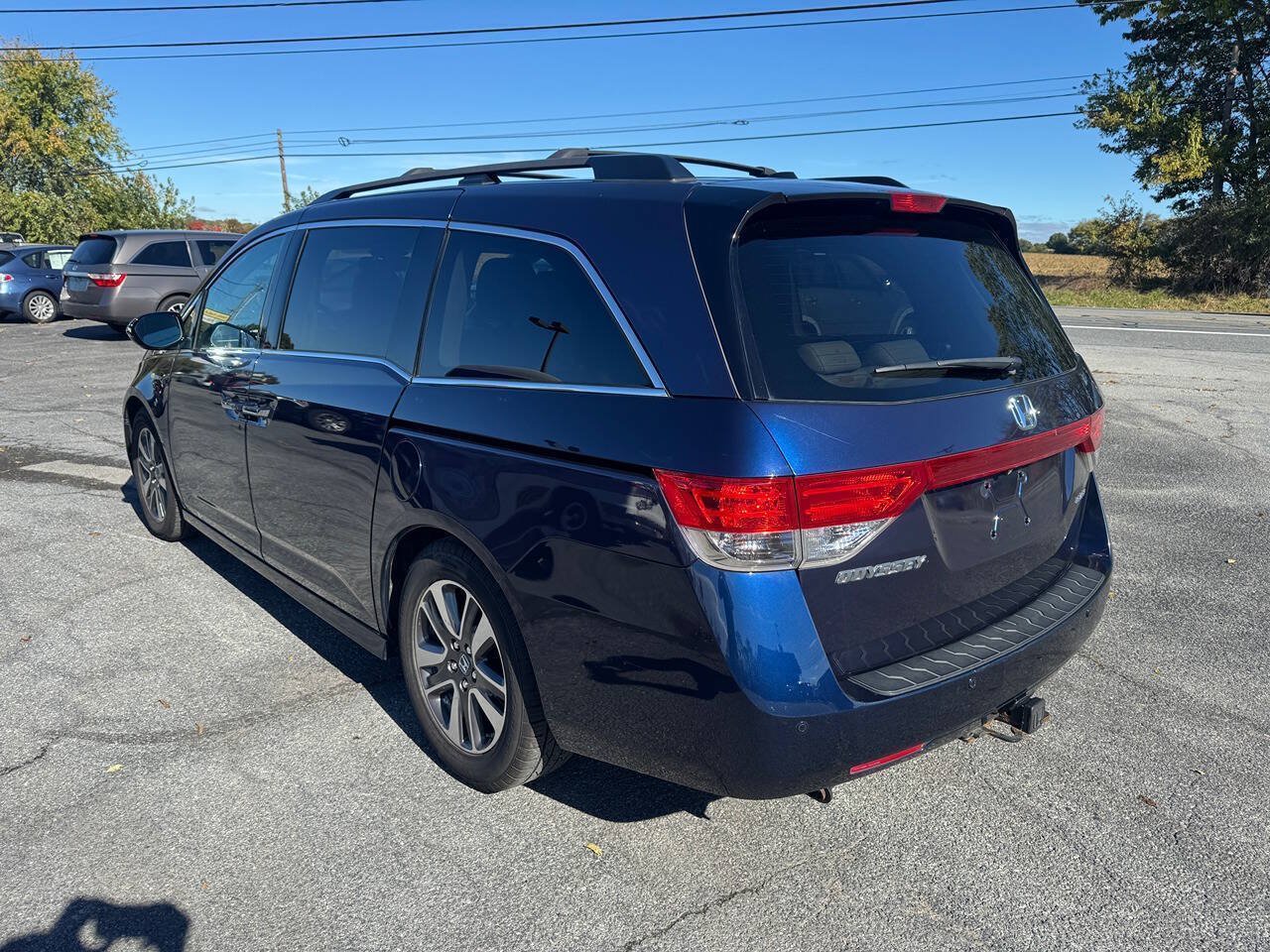 Used 2015 Honda Odyssey Touring image 4