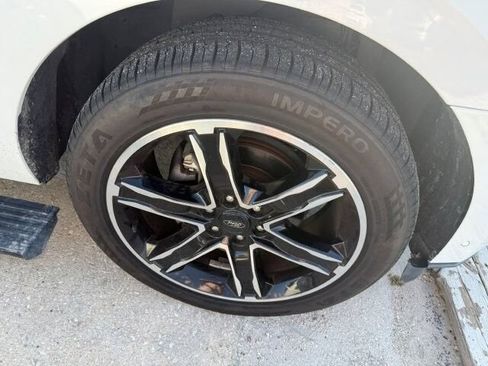 Used 2020 Ford Expedition Limited w/ Equipment Group 303A RWD image 9