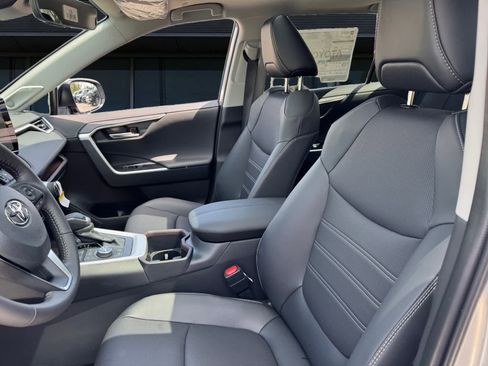 Certified 2025 Toyota RAV4 Limited image 2