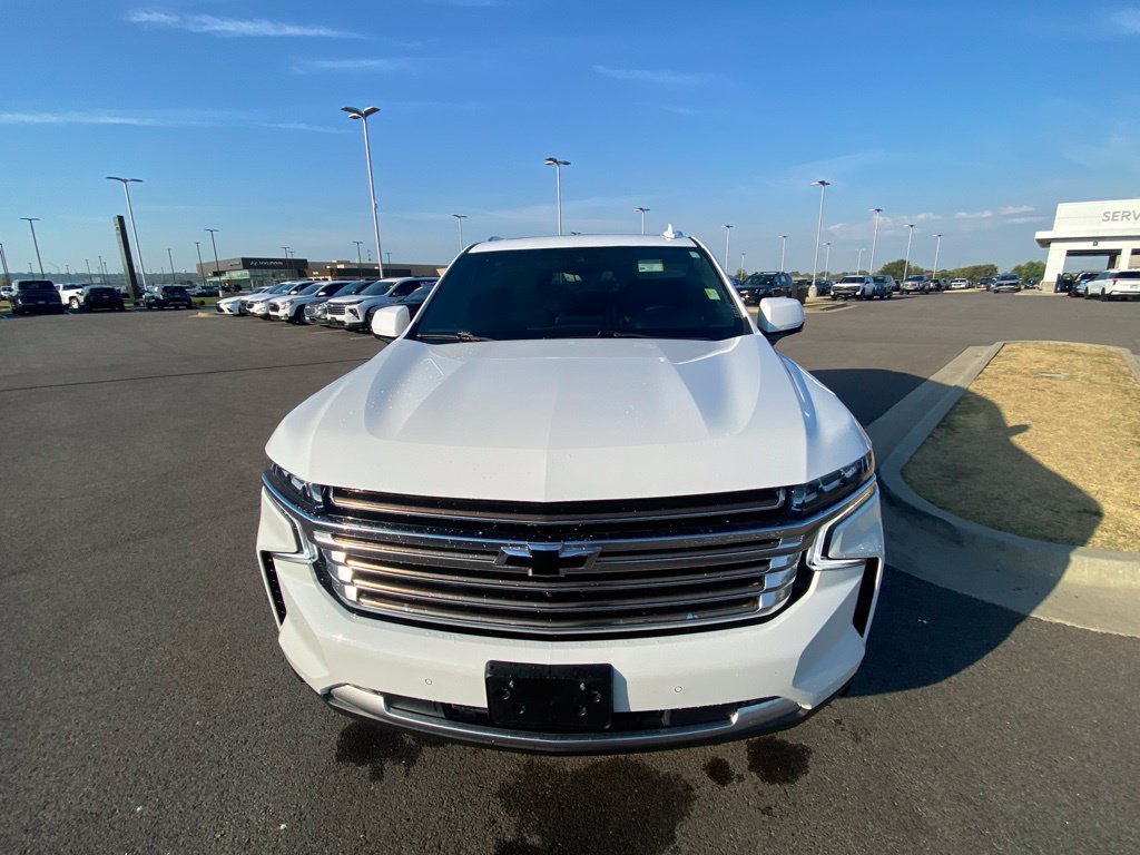 Used 2023 Chevrolet Tahoe High Country w/ Premium Package AWD/4WD image 8