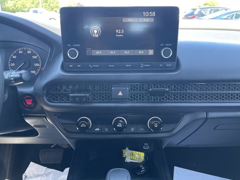 Used 2024 Honda HR-V LX image 9