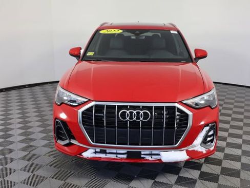 Used 2022 Audi Q3 2.0T Premium image 3