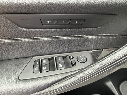 Used 2018 BMW M550i xDrive AWD/4WD image 13
