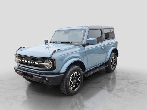 Used 2023 Ford Bronco Outer Banks AWD/4WD image 4