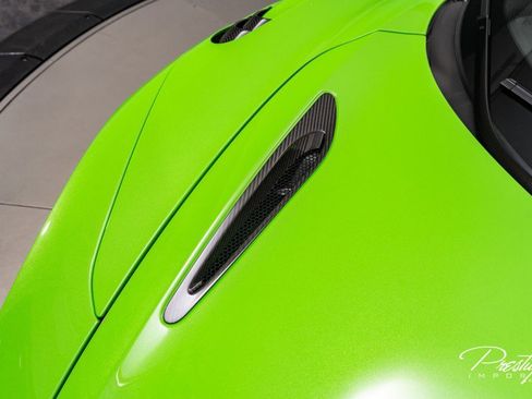 Used 2025 McLaren 750S Spider image 18