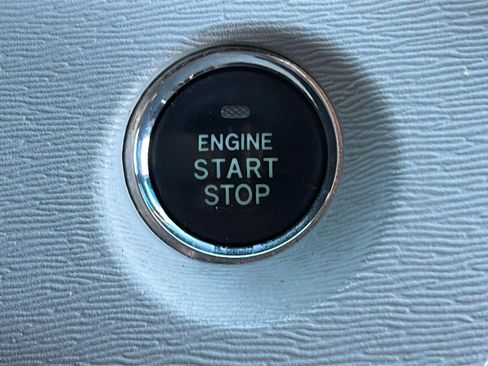 Used 2014 Toyota Sienna XLE image 31