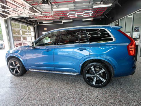 Used 2018 Volvo XC90 T8 R-Design w/ Convenience Package AWD/4WD image 2