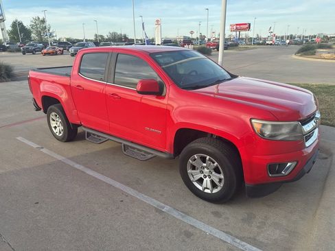 Used 2018 Chevrolet Colorado LT w/ LT Convenience Package image 4
