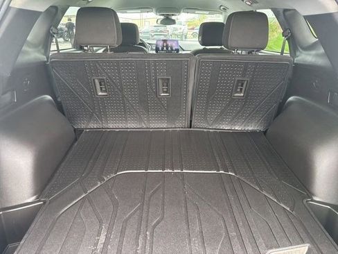 Used 2024 Chevrolet Blazer LT w/ Convenience Package image 35