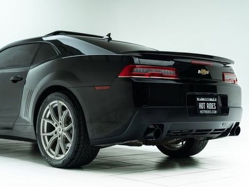 Used 2015 Chevrolet Camaro SS w/ RS Package image 19