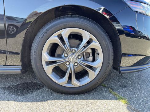 Used 2023 Honda Accord EX image 22
