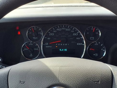 New 2026 Chevrolet Express 2500 w/ Driver Convenience Package image 15