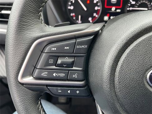 Certified 2025 Subaru Ascent Premium w/ Premium Package image 27