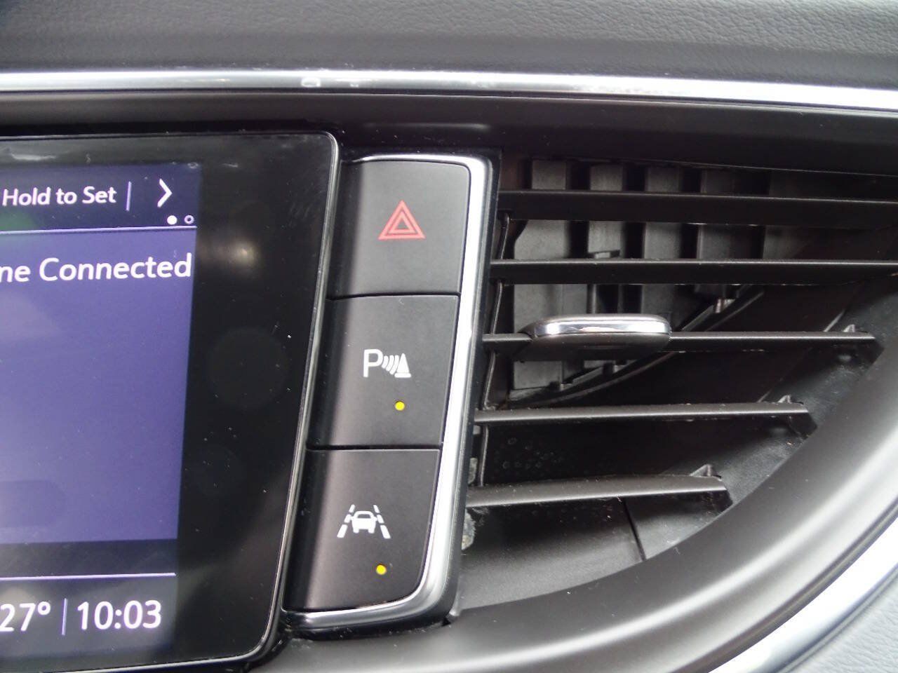 Used 2022 Buick Enclave AWD Essence w/ Sport Touring Edition image 29