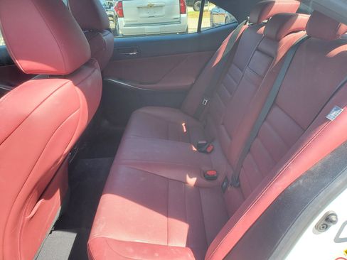 Used 2014 Lexus IS 250 4dr Sport Sdn Auto RWD w/ F-Sport Package image 20